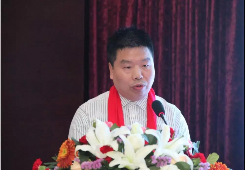 商會黨支部書記李遠征作2017年工作報告及2018年工作計劃.jpg 商會黨支部書記李遠征作2017年工作報告及2018年工作計劃.jpg